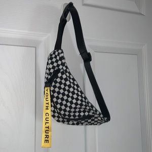 Ardene Black And White Fanny Pack